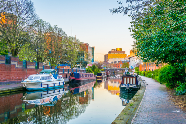 Six great reasons why you should invest in Birmingham.png