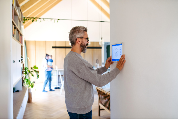 Smart home features buyers actually care about (and which ones are just hype) (2).png
