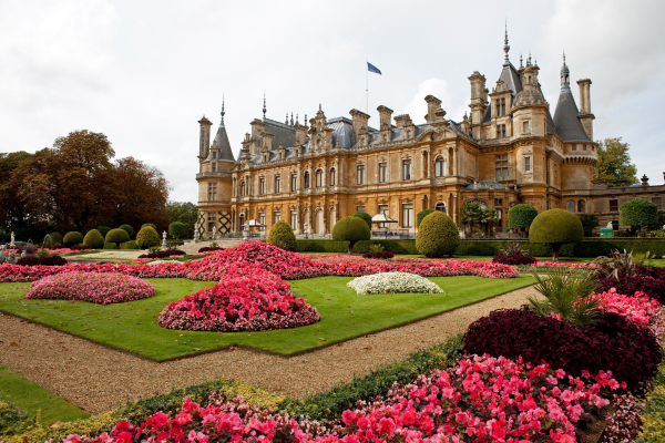 The best gardens to visit in Buckinghamshire.png