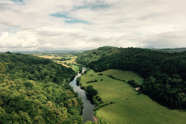 The best walks in Gloucestershire for sunny days (2).png