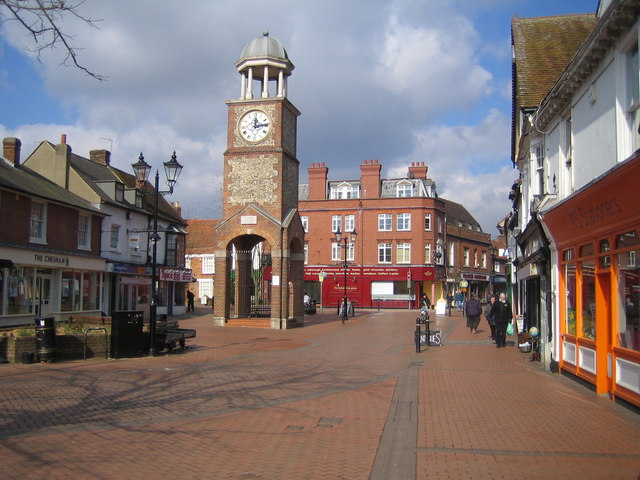 © Copyright Nigel Cox and licensed for reuse under this Creative Commons Licence